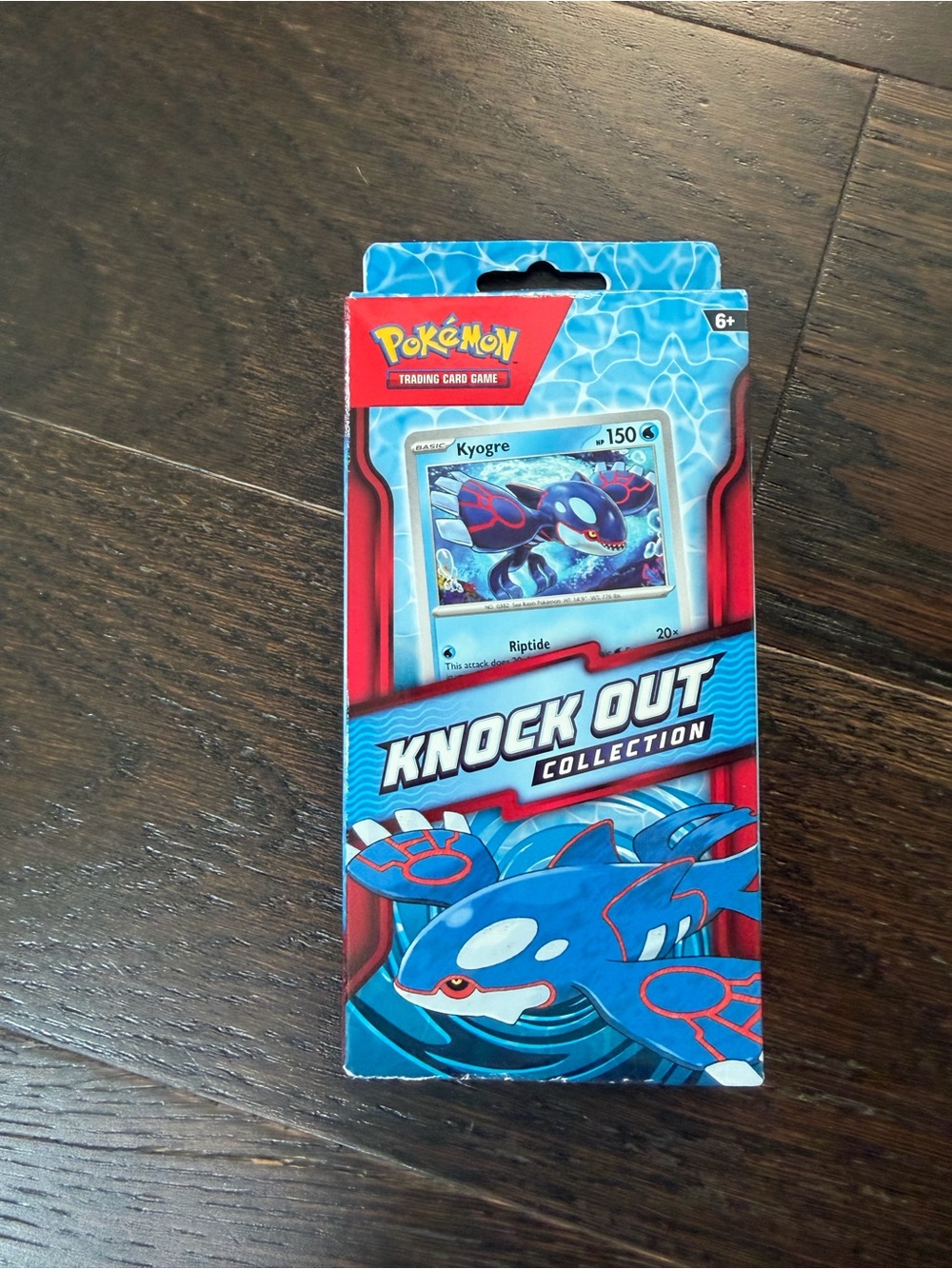 Pokémon Knock Out Collection Kyogre WITH booster packs